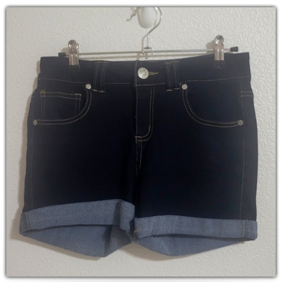 Paris Blues jean shorts size 5 - Picture 1 of 4
